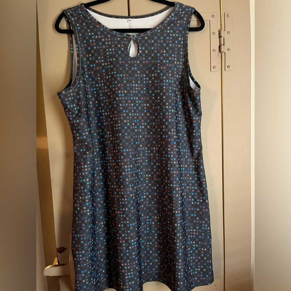 Nuu Muu keyhole active dress